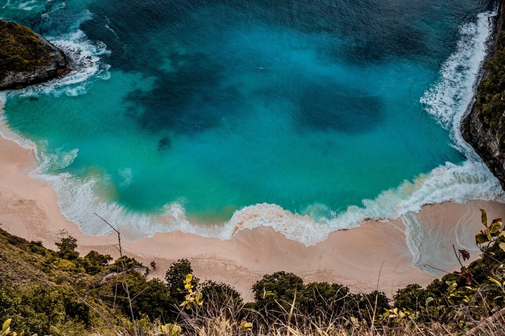 The Appeal of Playing Mobile Casinos During Island Retreats